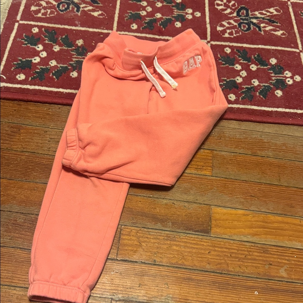 GAP Kids Coral Joggers sweatpants size 4-5 girls